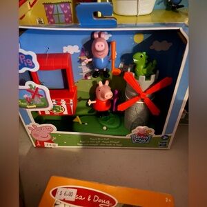 Nwt Peppa Pig Mini Golf Playset - Multicolor